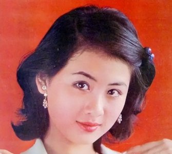 夏菁:星光下的坚韧与温柔