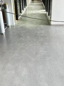 ​自流平施工全解析：打造高效环保的地面前奏与完美铺装