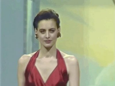 她集老佛爷万千宠爱于一身,却不愿做可可·香奈儿第二