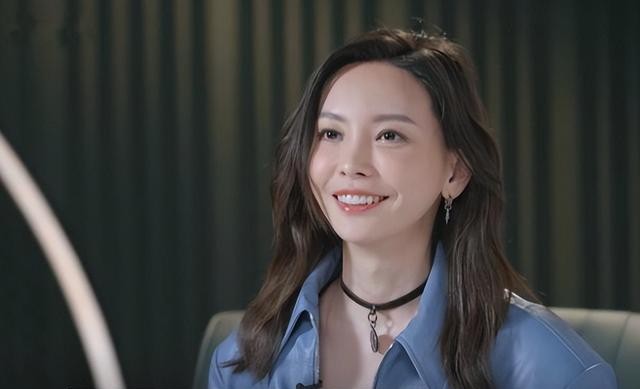 皇族拽姐于文文出道即巅峰（于文文手握代表作为何泯然众人）