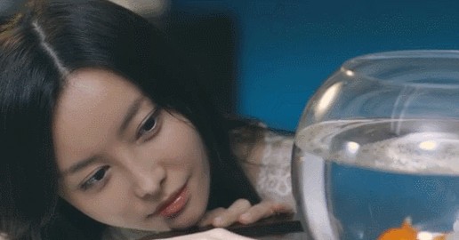 皇族拽姐于文文出道即巅峰（于文文手握代表作为何泯然众人）