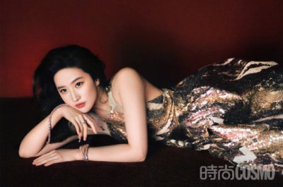 ​又仙又美！刘亦菲红裙雕刻感大片释出