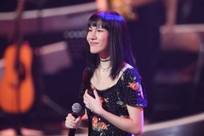 ​《中国好声音》“摇滚学霸”邓紫霄：无法停止歌唱的杜鹃
