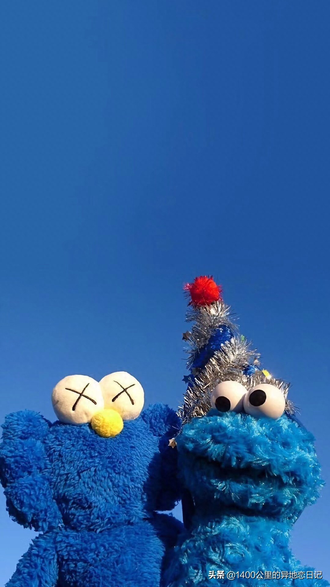 KAWS 来自街头的涂鸦艺术家 高清手机壁纸分享