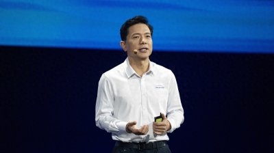 ​李彦宏：从DeepSeek学到一件事，开源最佳模型能大大促进人们使用