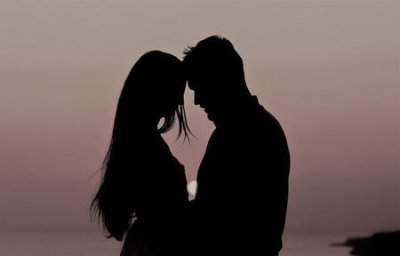 ​一个女生邀请男生去旅游代表什么(男生邀请女生旅游什么意思)
