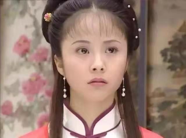 童年女杨若兮神复出，大变样撞脸沈梦辰，38岁演第一美人遭吐槽