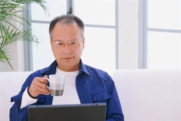 老年人秋季养生秘诀 老人秋天怎么保养身体 老年人秋季养生秘诀 老人秋天怎么保养身体