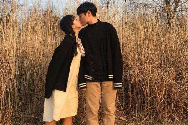 劈腿男回头找前任怎么想的 劈腿男回头值得原谅吗 劈腿男回头找前任怎么想的 劈腿男回头值得原谅吗