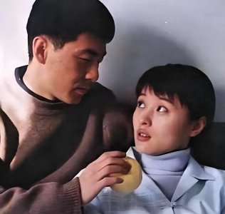 陈建斌娶了蒋勤勤不娶吴越,无关颜值,这点吴越就比不了